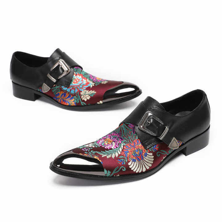Men's Embroidery Pointed Toe Loafers Loafers Luxurious Weddings