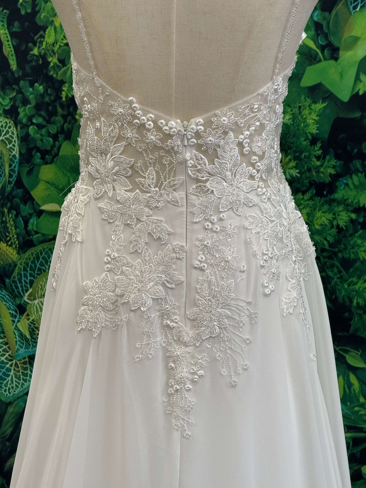 A-Line Chiffon Bridal Gown Wedding dress Luxurious Weddings