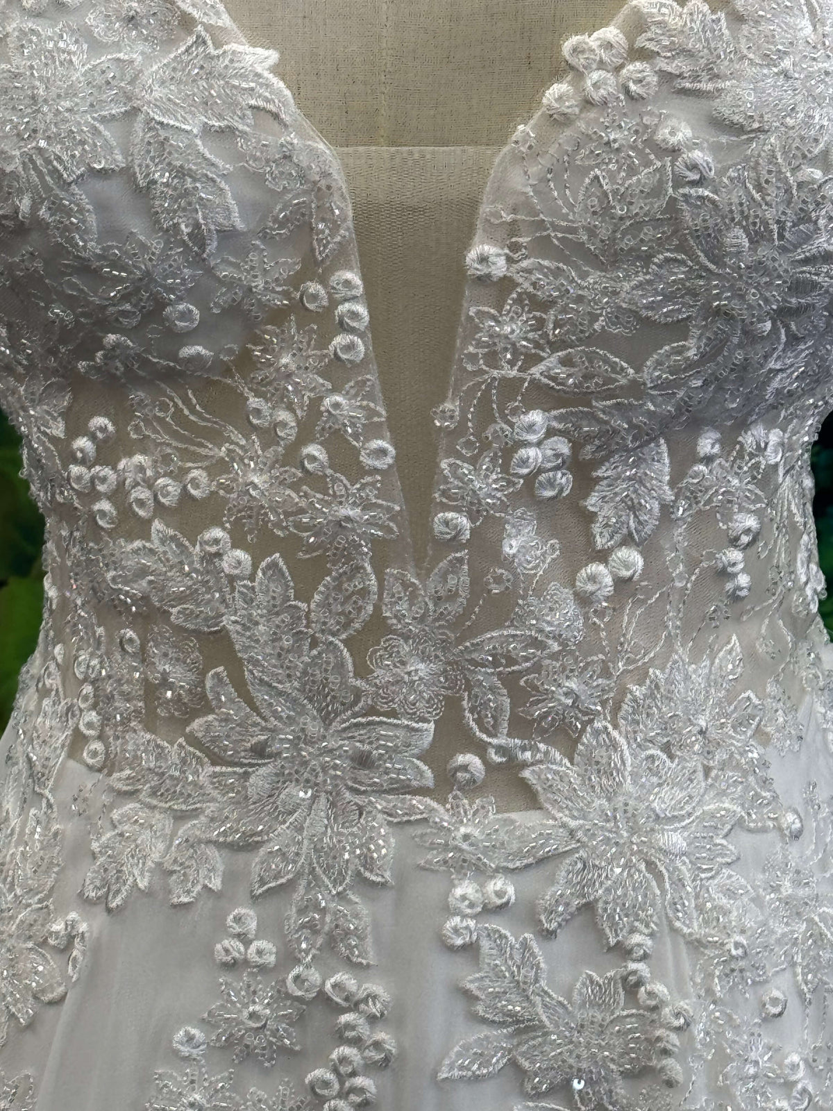 A-Line Chiffon Bridal Gown Wedding dress Luxurious Weddings