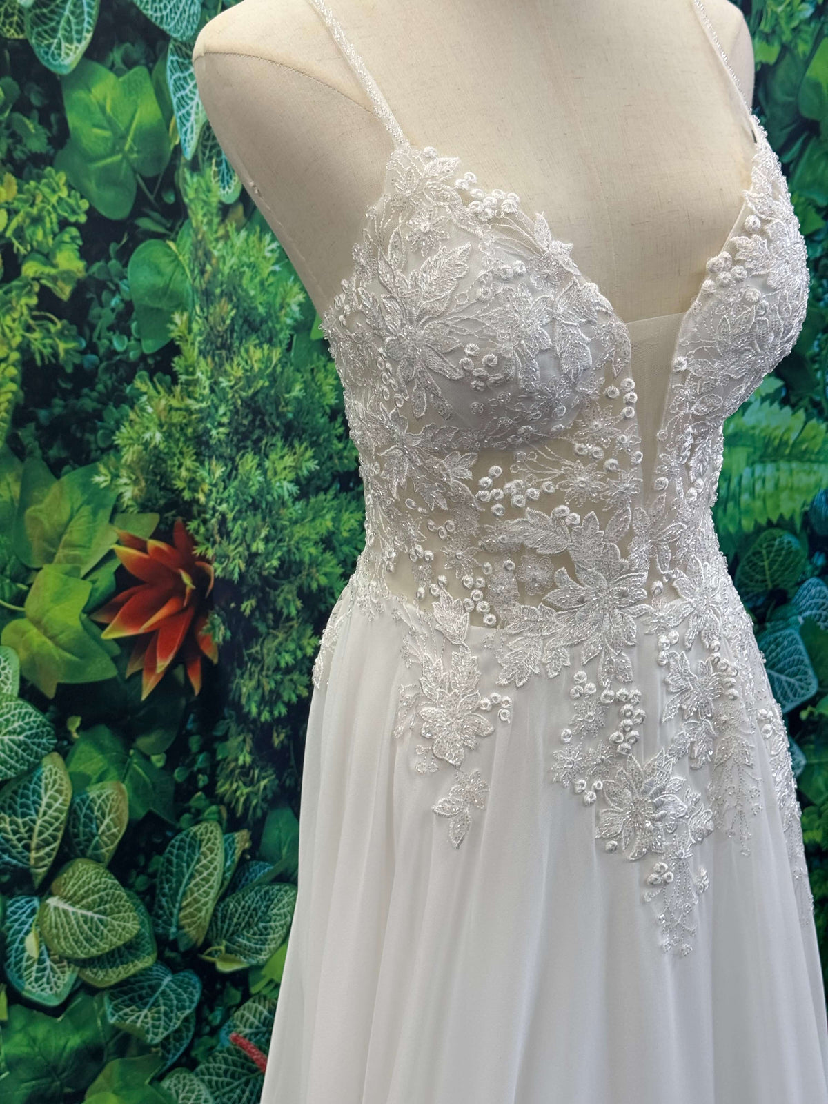 A-Line Chiffon Bridal Gown Wedding dress Luxurious Weddings