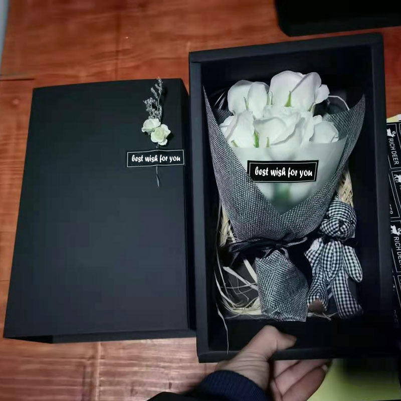 Flower Bear Gift Box Mother's Day 7 Carnation Gift Box Bouquet Luxurious Weddings