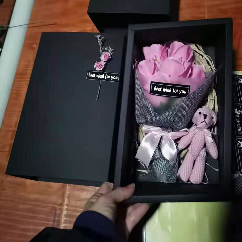 Flower Bear Gift Box Mother's Day 7 Carnation Gift Box Bouquet Luxurious Weddings