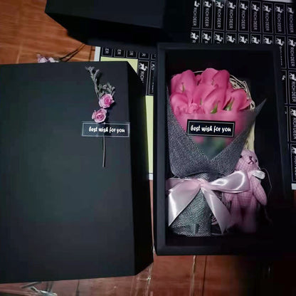 Flower Bear Gift Box Mother's Day 7 Carnation Gift Box Bouquet Luxurious Weddings