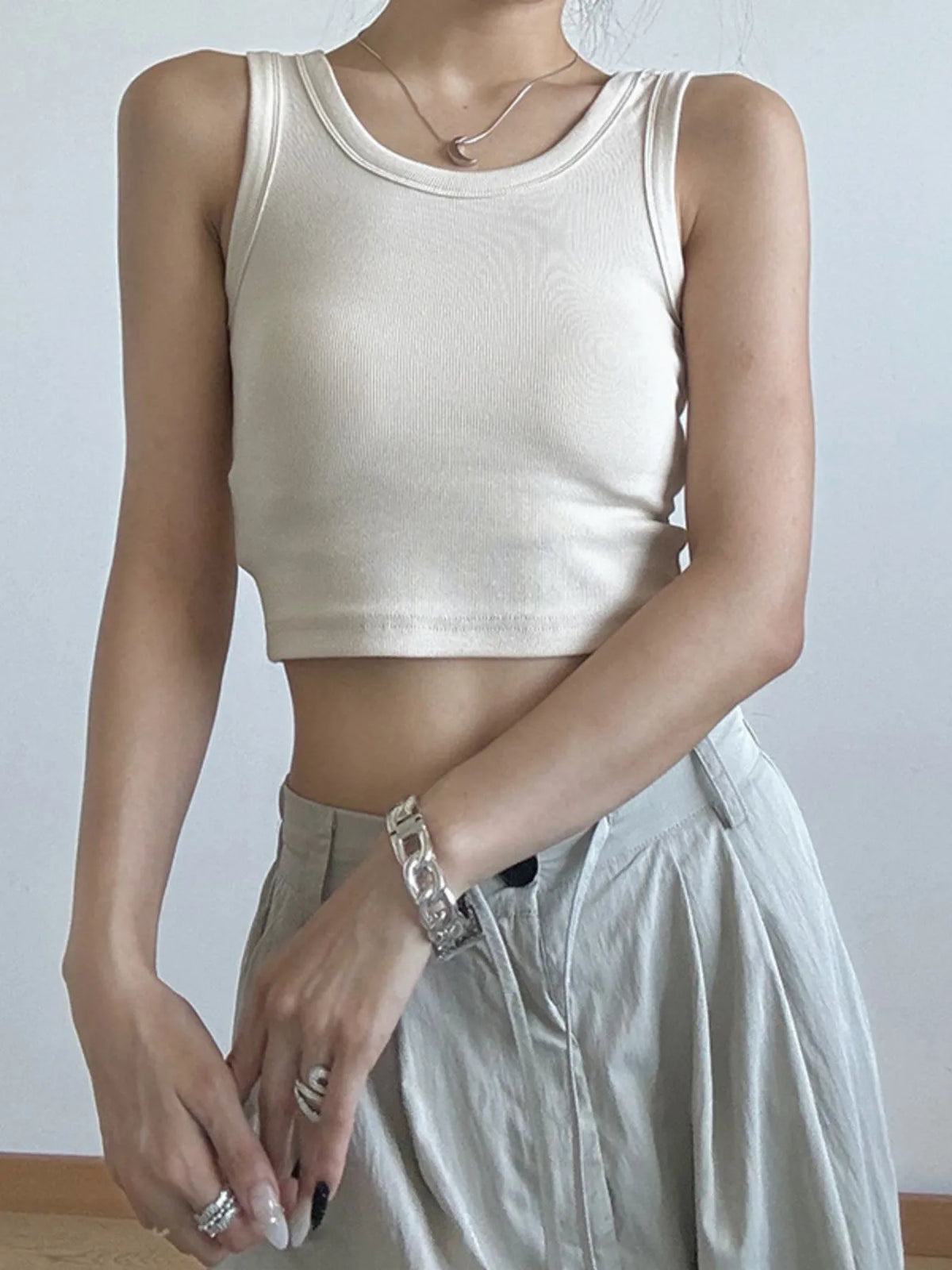 Ribbed Crop Tank Top Women's Tops Luxurious Weddings
