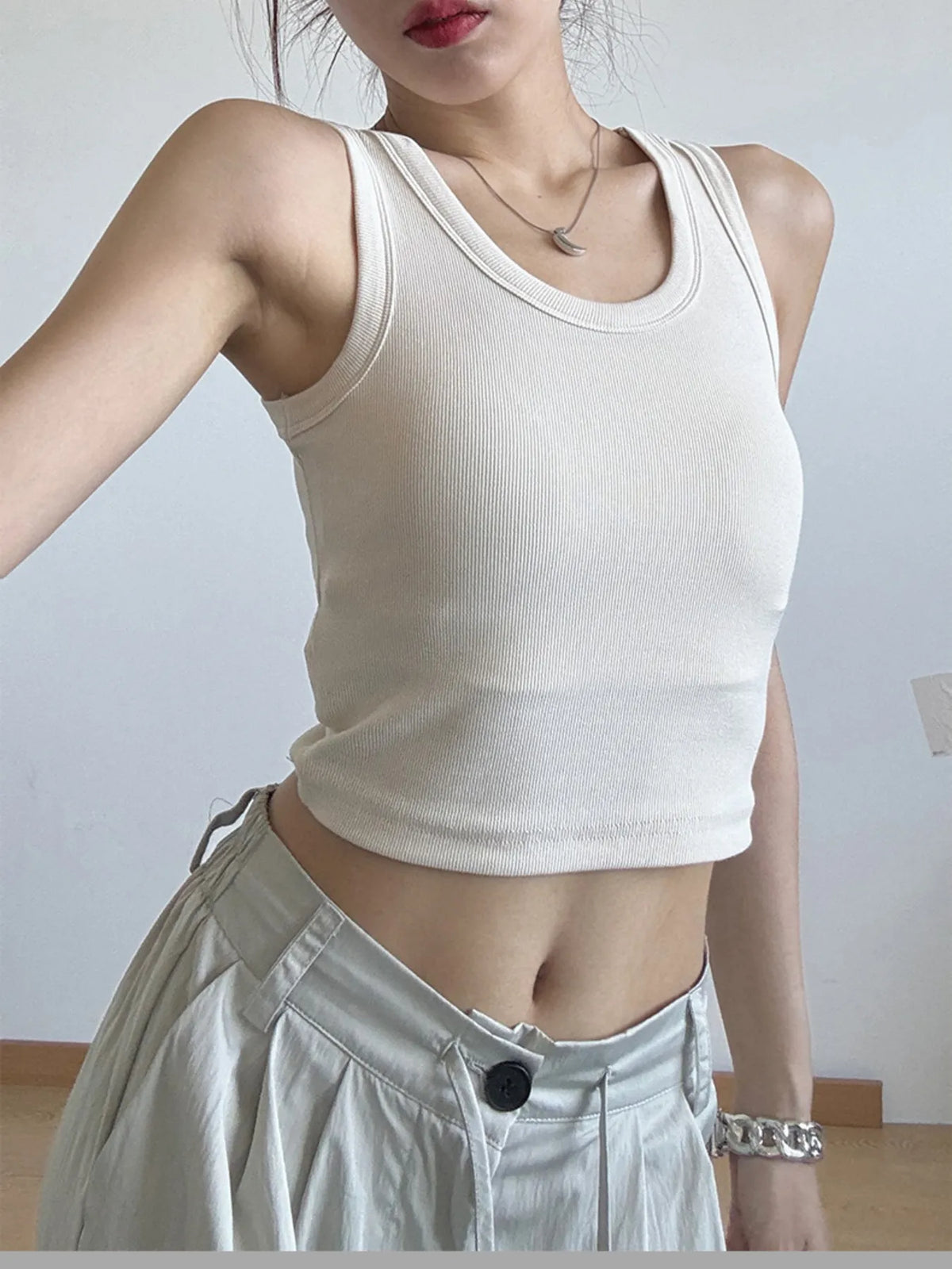 Ribbed Crop Tank Top Women's Tops Luxurious Weddings