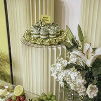 Folding Cake Stand for Wedding and Party Decor - Free Acrylic Board Included - Multiple Sizes Available Cake stand Luxurious Weddings
