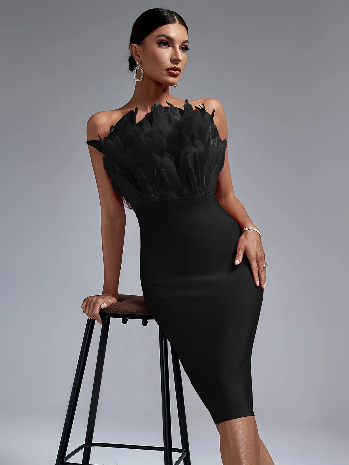 Sexy Black Bandage Party Dress with Feather Detail Dresses Luxurious Weddings
