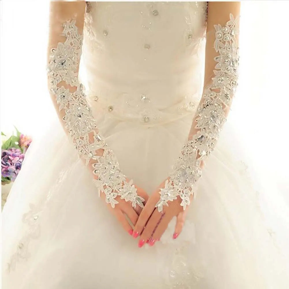 Stunning Bridal Wedding Gloves! bridal gloves Luxurious Weddings