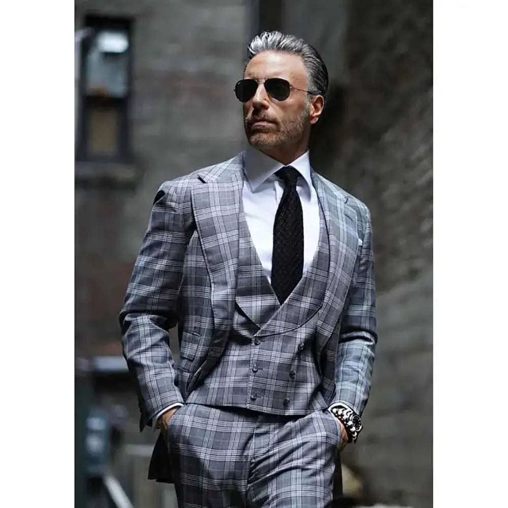 Luxury Plaid Men's Suit Set - Custom Bespoke Tailored bespoke Suit Luxurious Weddings