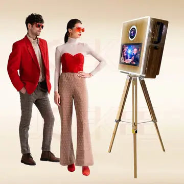 Portable Wooden Photo Booth 15.6 inch DSLR Photo Booth Luxurious Weddings