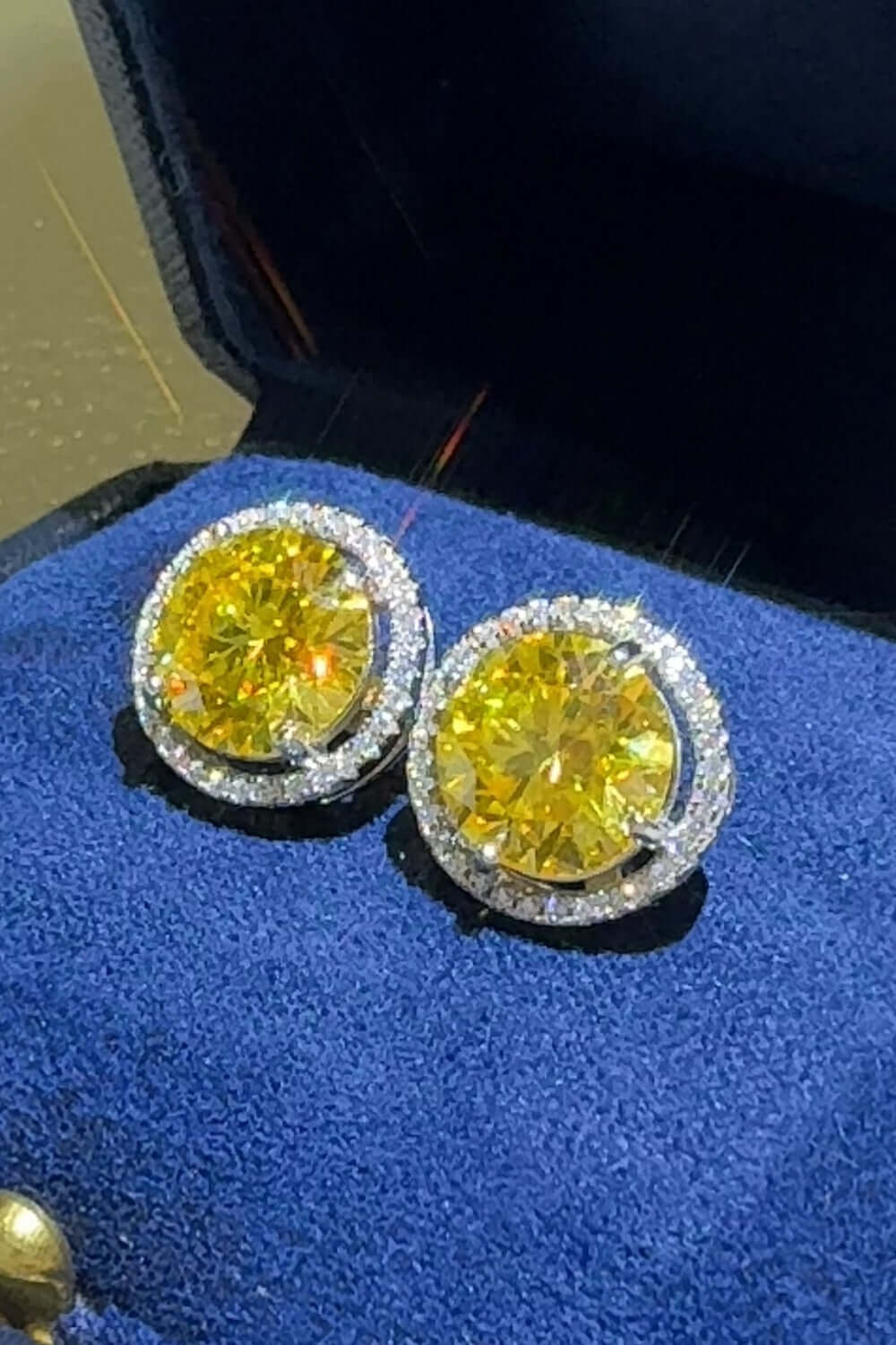 4 Carat Moissanite 925 Sterling Silver Earrings Jewelry Luxurious Weddings
