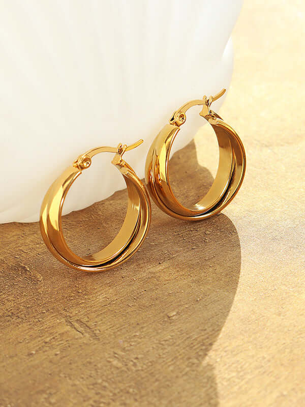 18K Gold-Plated Titanium Steel Huggie Earrings Earrings Luxurious Weddings