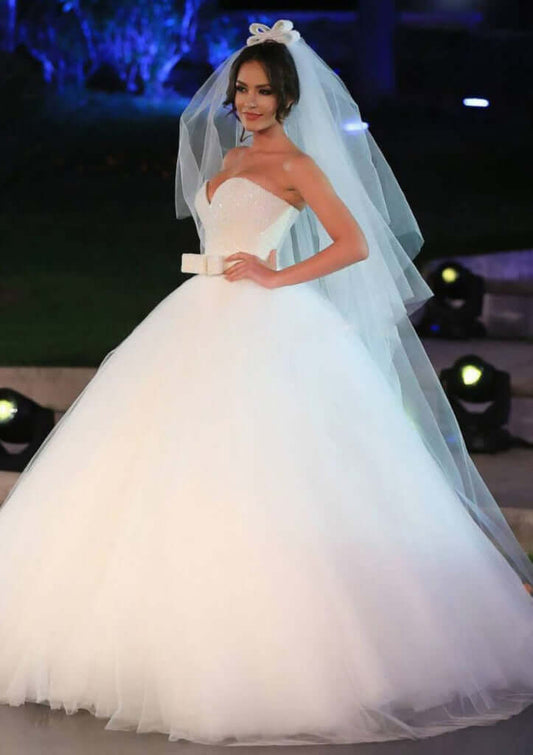 Strapless Sweetheart Tulle Wedding Dress Wedding Dress Luxurious Weddings
