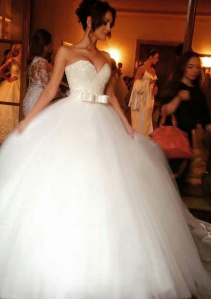 Strapless Sweetheart Tulle Wedding Dress Wedding Dress Luxurious Weddings
