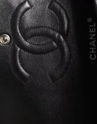 Chanel Black Caviar Medium Classic Double Flap Shoulder Quilted Silver Bag clutch bag Luxurious Weddings