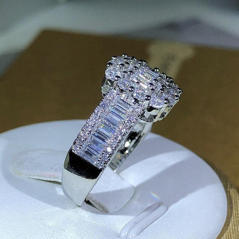 925 Silver High Quality Square White Zircon Ring Jewelry Luxurious Weddings
