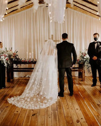 High Quality Wedding Veil with 3d Flowers Cathedral Mantilla Bridal Veil Bridal Veil Luxurious Weddings